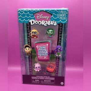 Disney Doorables Figure Set with Green, Pink, Purple Characters